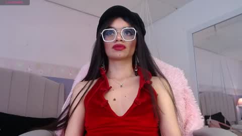 Danna online show from 11-21-25, 03:38