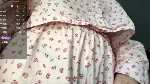 Snapshot of emeraldcotton chatting on 11-11-25, 04:12 Gily online show from 11-11-25, 04:12