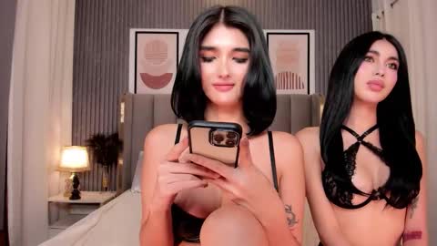 Snapshot of emeraldfvckinggreyson chatting on 09-24-25, 08:23 Emerald online show from 09-24-25, 08:23