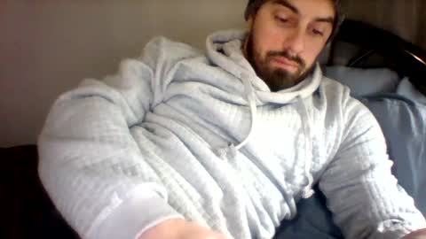 Snapshot of emgee88 chatting on 02-13-25, 10:22 emgee88 online show from 02-13-25, 10:22