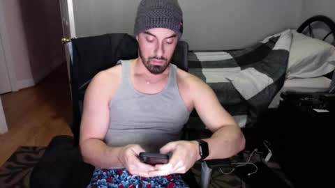 Snapshot of emgee88 chatting on 12-05-25, 08:49 emgee88 online show from 12-05-25, 08:49