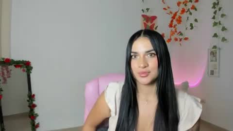Snapshot of emi_blossom_ chatting on 07-21-26, 02:41 Emily online show from 07-21-26, 02:41