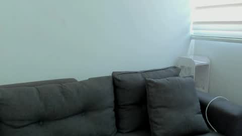 emi_royse online show from 06-24-26, 07:24