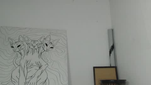 Snapshot of emiantonella_ chatting on 06-13-26, 02:42 Antonella online show from 06-13-26, 02:42