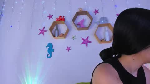 Snapshot of emiily_parkerr chatting on 11-26-25, 03:07 Emily online show from 11-26-25, 03:07