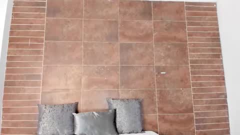 Emily online show from 10-31-25, 11:44