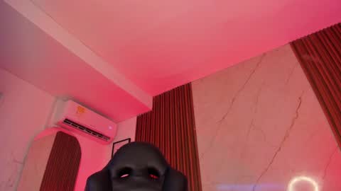 Snapshot of emiilycollins1 chatting on 12-12-24, 09:04 online show from 12-12-24, 09:04