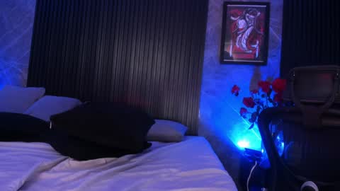 Snapshot of emiilycollins1 chatting on 01-19-25, 12:06 online show from 01-19-25, 12:06