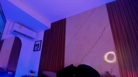 Snapshot of emiilycollins1 chatting on 10-14-25, 11:38 online show from 10-14-25, 11:38