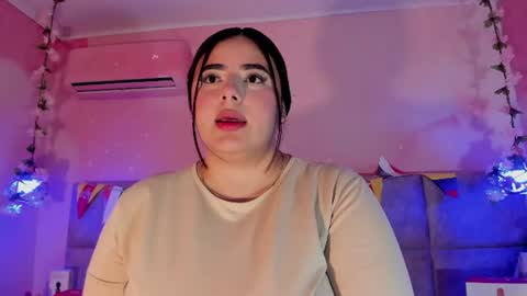 Snapshot of emiilygrace_ chatting on 07-05-26, 11:39 Emiily Grace online show from 07-05-26, 11:39