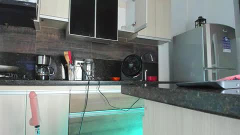 Emi Rose online show from 04-25-26, 10:29