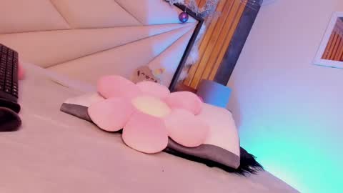 Emily online show from 12-05-24, 11:51