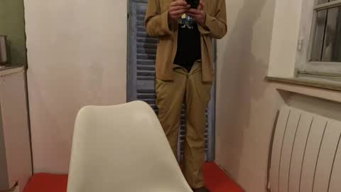 emile013 online show from 01-11-26, 08:58