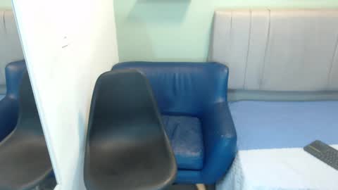 Snapshot of emilee_star chatting on 02-28-25, 01:36 Emilee online show from 02-28-25, 01:36