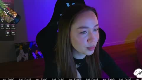 Emili online show from 04-06-26, 09:32