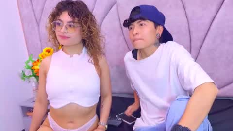 Snapshot of emili_rouse_ chatting on 10-07-25, 09:12 Emy online show from 10-07-25, 09:12