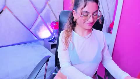 Snapshot of emili_rouse_ chatting on 11-13-25, 03:16 Emy online show from 11-13-25, 03:16