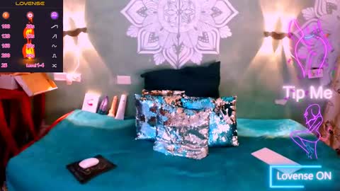 Emili roux online show from 02-25-25, 01:50