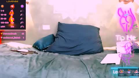 Emili roux online show from 03-12-25, 06:00