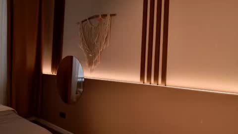 emilia_dream online show from 06-10-26, 05:12