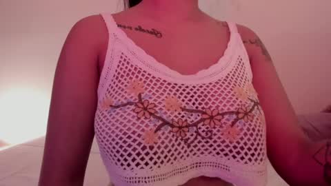 Emilia Big Boobs online show from 01-26-25, 01:09