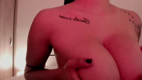 Emilia Big Boobs online show from 01-27-25, 01:09