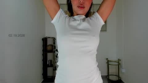 Snapshot of emilia_harpper chatting on 02-19-26, 12:23 Emilia Harpper online show from 02-19-26, 12:23