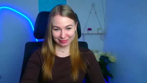 Emilia online show from 02-15-26, 06:32