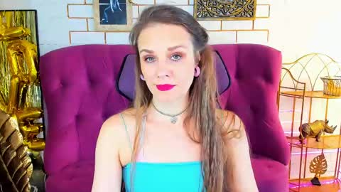 Emilia Bedy online show from 03-11-26, 09:37