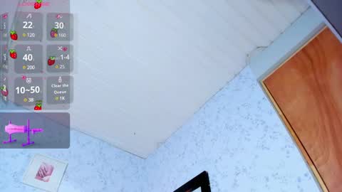 Snapshot of emilie_james chatting on 02-16-25, 06:32 Emilie James online show from 02-16-25, 06:32