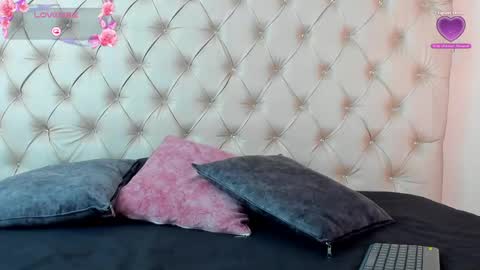emilieandblake online show from 05-30-26, 09:50