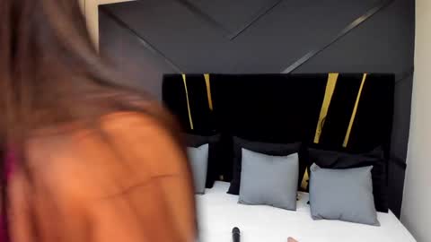 Emillie online show from 12-27-24, 05:26