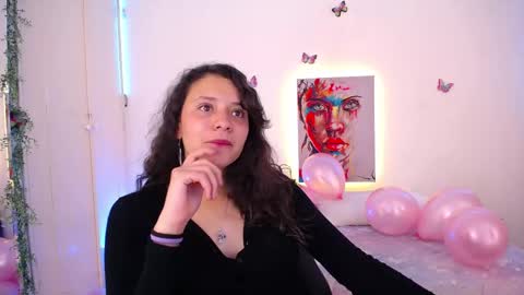 Emili Russo online show from 10-22-25, 08:30