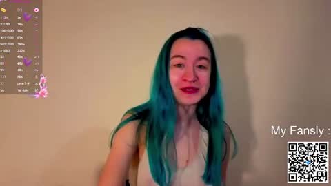 Snapshot of emilly_20 chatting on 06-13-26, 09:35 Emily online show from 06-13-26, 09:35