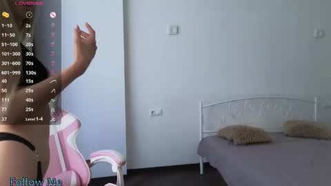 Emilly online show from 06-01-26, 07:10