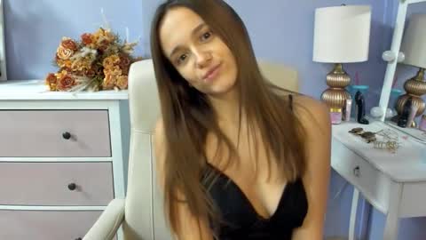 Emilly online show from 02-25-26, 07:29