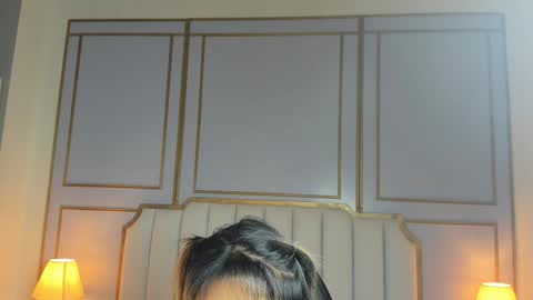 Snapshot of emilly_mell chatting on 11-29-25, 11:35 emilly_mell online show from 11-29-25, 11:35