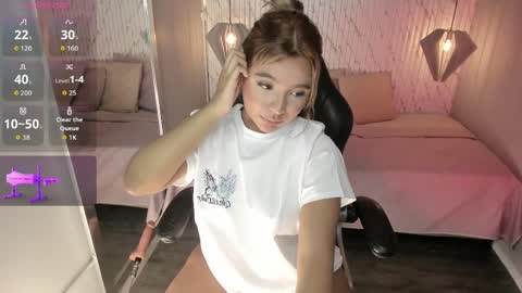 emilly_mell online show from 04-09-26, 11:59