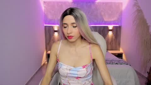 Emily online show from 01-07-25, 03:24