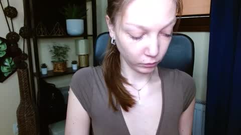 Emilly online show from 03-16-26, 06:39