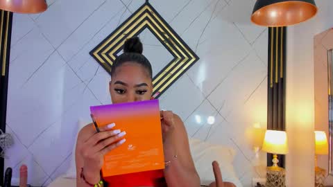 Snapshot of emillydiaz chatting on 11-18-25, 12:31 Emilly online show from 11-18-25, 12:31