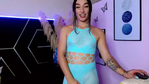 Snapshot of emillystonex chatting on 03-25-26, 07:53 emillystonex online show from 03-25-26, 07:53