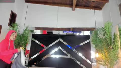 Snapshot of emily18__ chatting on 11-29-25, 10:51 Emily online show from 11-29-25, 10:51