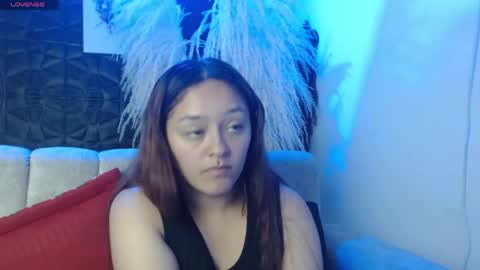 emily308876 online show from 06-04-26, 01:50