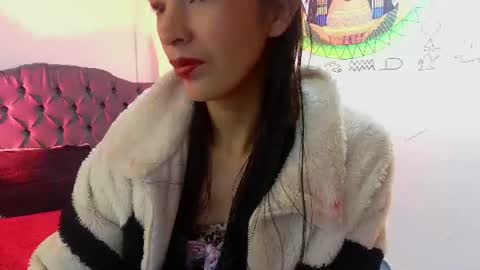 Snapshot of emily___rouse chatting on 06-29-26, 02:51 emily___rouse online show from 06-29-26, 02:51