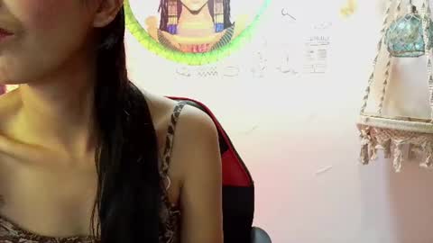 Snapshot of emily___rouse chatting on 07-08-26, 09:08 emily___rouse online show from 07-08-26, 09:08