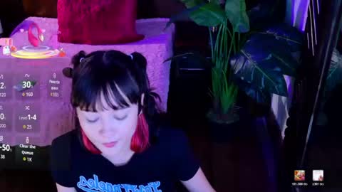 CALL ME EMILY online show from 06-17-26, 04:08