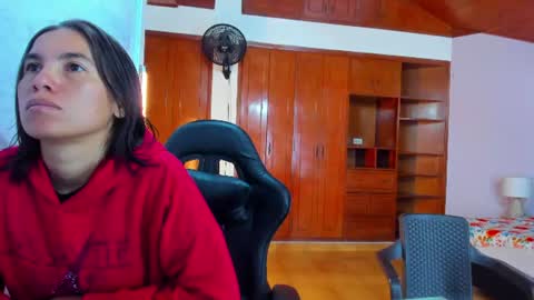 Emily and Soffy online show from 07-13-26, 12:52