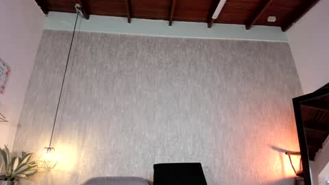 Snapshot of emily_ariaszc chatting on 12-06-24, 03:22 Emily online show from 12-06-24, 03:22