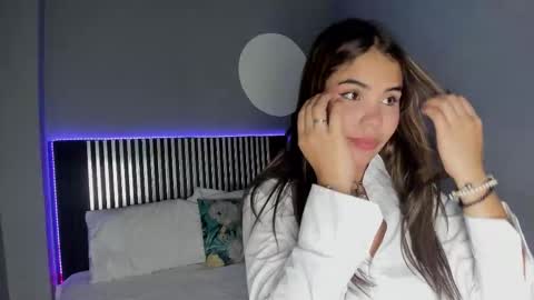              online show from 02-12-26, 07:42